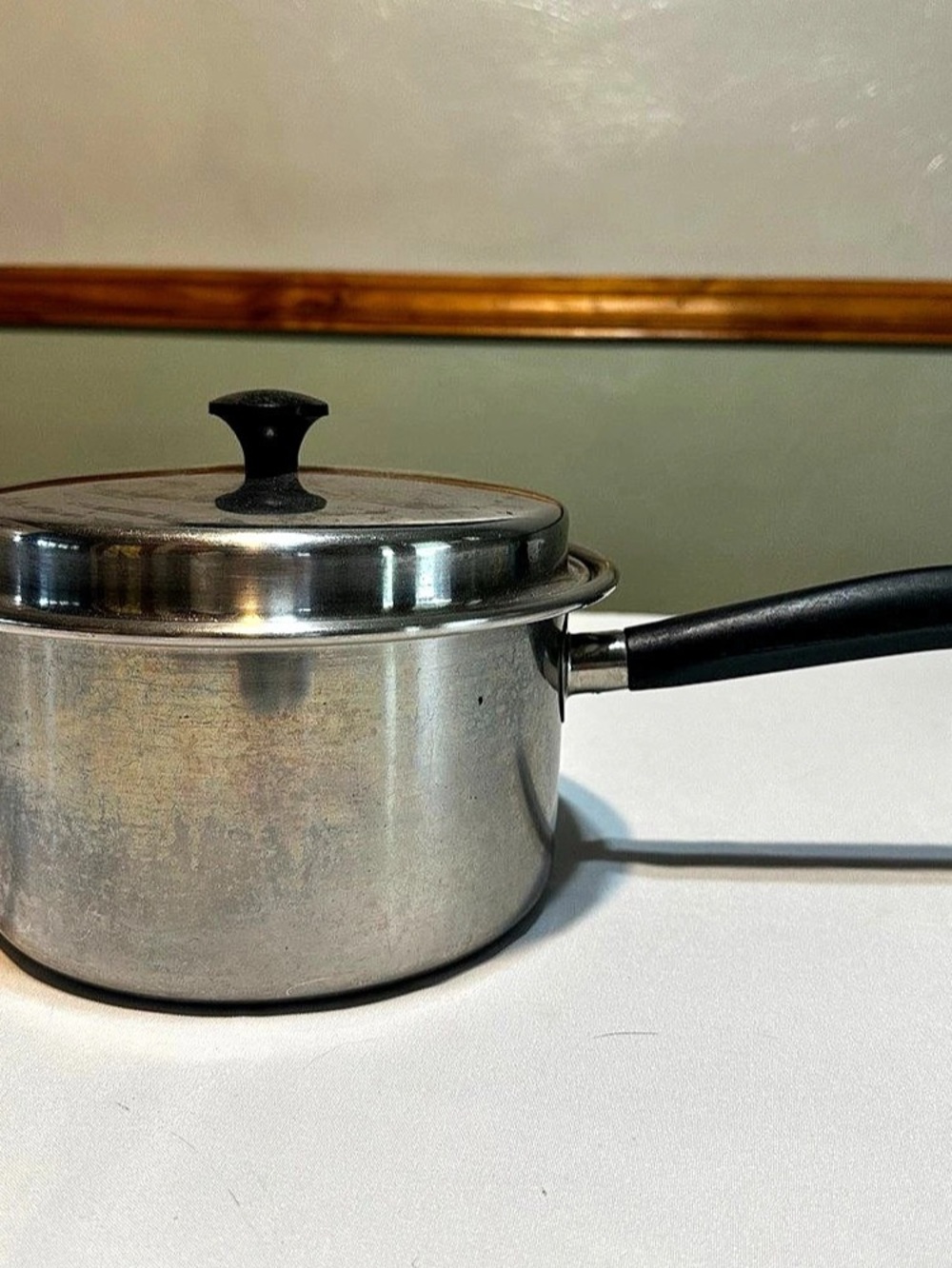 Vintage  Flavor -Seal  Stainless Steel Saucepan with Lid